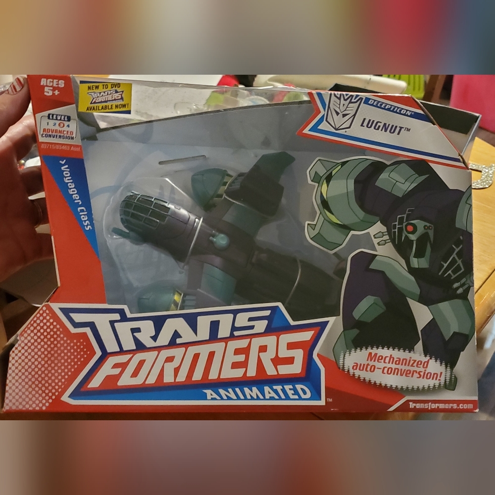 (Make offer) Lugnut transformer action figure